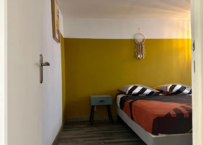 T3 Au Coeur De - Castillet & Cathedrale - Wi-fi Apartment